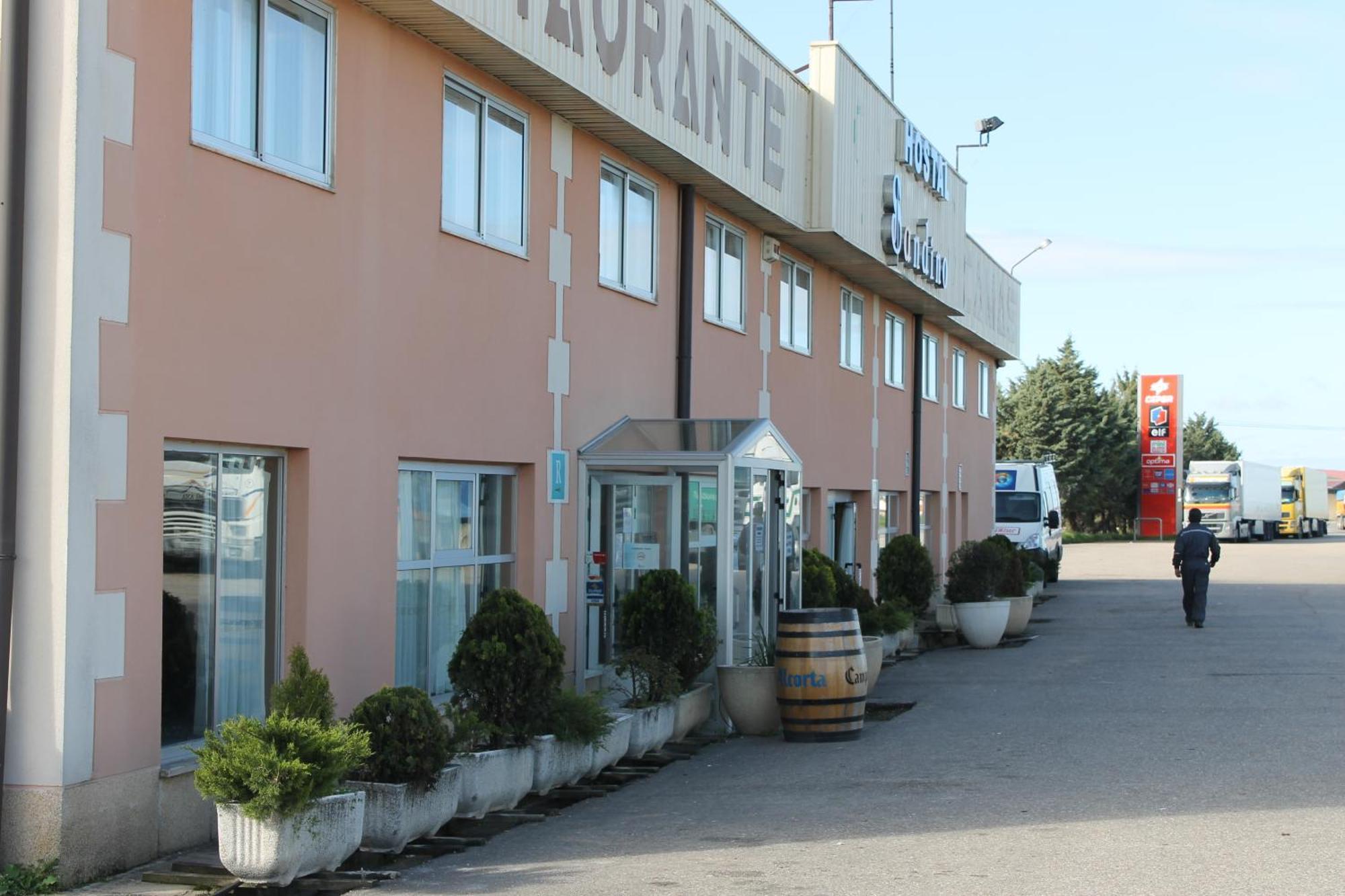 Hostal Sandino Villodrigo Екстер'єр фото