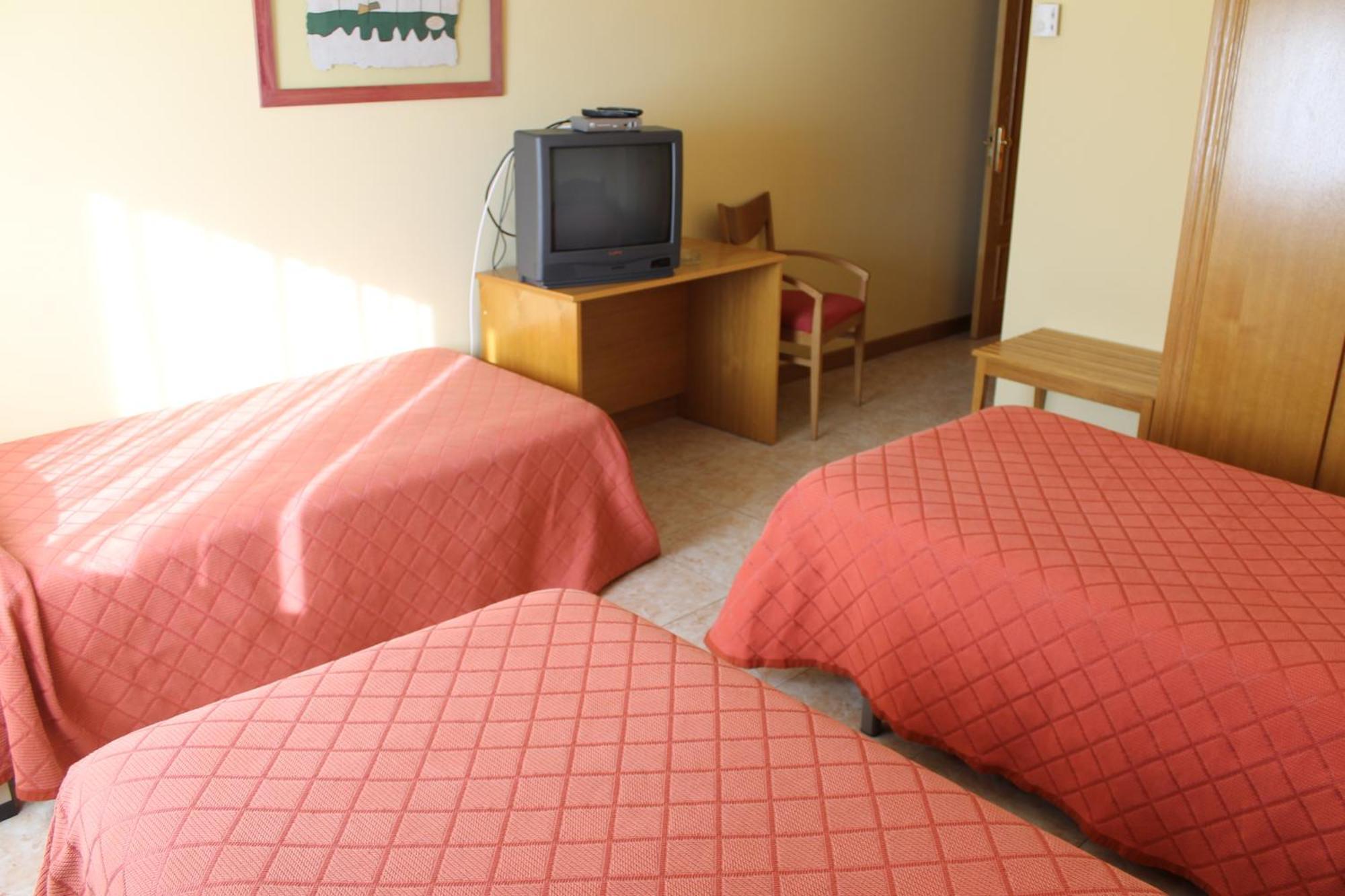 Hostal Sandino Villodrigo Екстер'єр фото